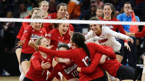 Nebraska Beats Illinois With Huge Comeback To Set Up Volleyball Final