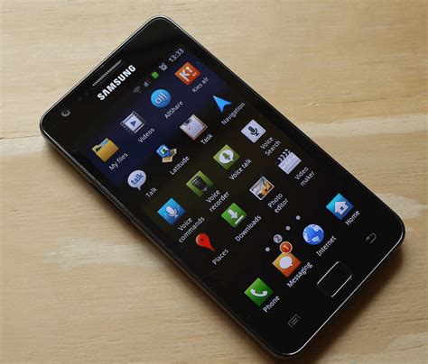Video Of Ten Year Old Samsung Galaxy S2 Running Android 11 Will Remind