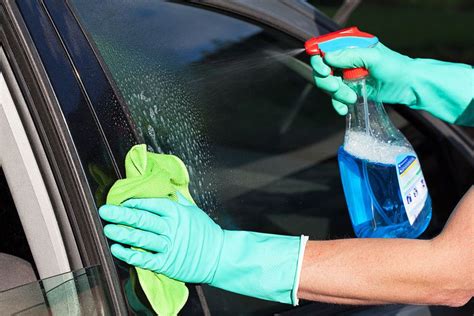 Auto Glass Cleaner Vs Windex Which Is Better