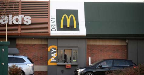 Mcdonalds Customer Goes Viral For Climbing Through Drive Thru Window