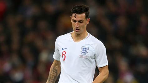 man utd keeping tabs on brighton defender lewis dunk ahead of january window sports illustrated