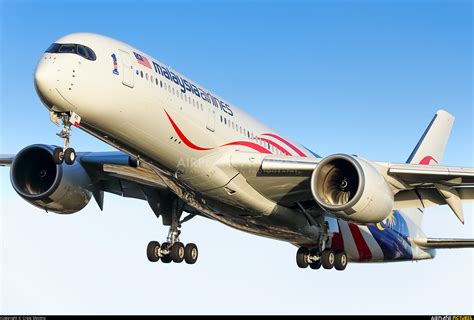 image i would love to see this livery in infinite flight! 9M-MAC - Malaysia Airlines Airbus A350-900 at London ...