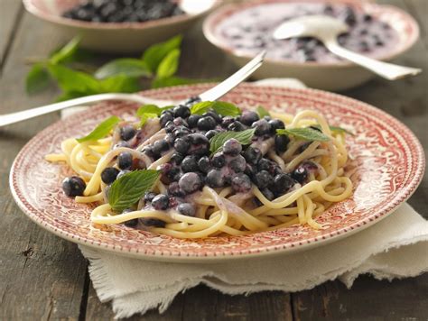 Sweet Pasta With Blueberry Sauce Recipe Eat Smarter Usa