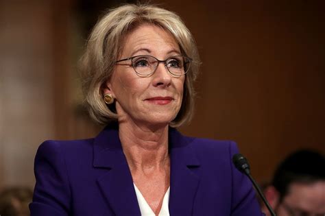 Minnesota 17 Other States Sue Betsy Devos Over Student Loan Rules