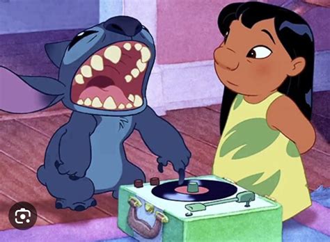 anyone know where i can find an stl for record player stitch r 3dprinting