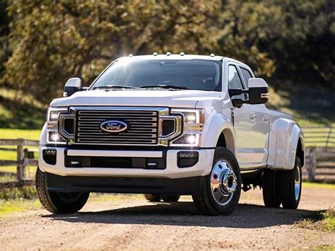 2020 Ford F450 Super Duty Crew Cab Price Value Ratings And Reviews