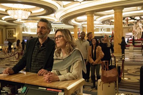 Gloria Bell Review Julianne Moore Stars In A Different Kind Of Rom