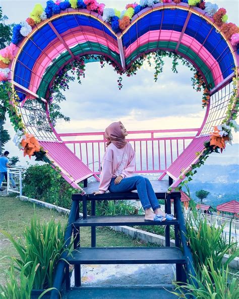 Taman Love Soreang Bandung Lokasi Dan Tiket Masukterbaru Wisata Oke
