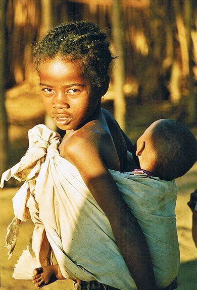 Madagascar Un Regard Inoubliable Madagascar Portrait Enfant