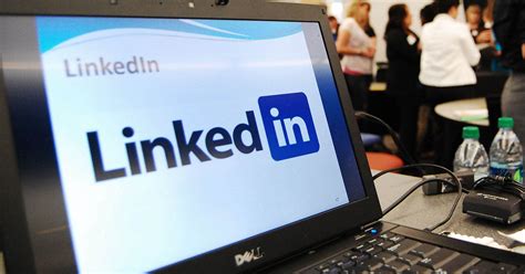Recruiter Used Linkedin To Send Sex Photo To Prospective Hire