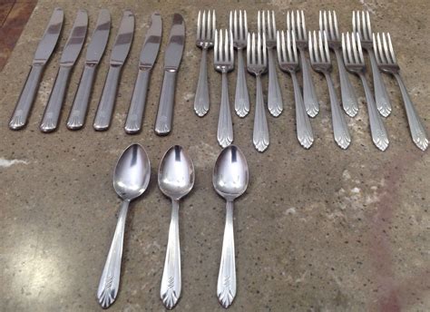 Vintage Oneida Deluxe Stainless Flatware Tempo Pattern Etsy