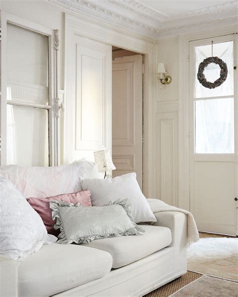 Alibaba.com offers 932 comfy sectional sofas products. White living room and comfy sofa (With images) | Cottage ...