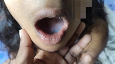 Sri Lankan Girlfriend Blowjob And Cum Swallowing කෙල්ලගෙ කට ඇතුලෙම බඩු