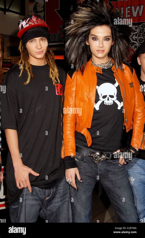 Tom Kaulitz Und Bill Kaulitz Von Der Deutschen Band Tokio Hotel Bei