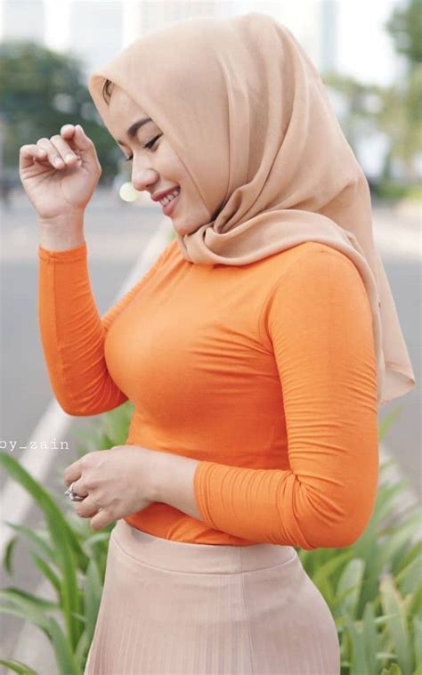 Pin Oleh Binsalam Di Hijab Cantik Hijab Chic Perkumpulan Wanita