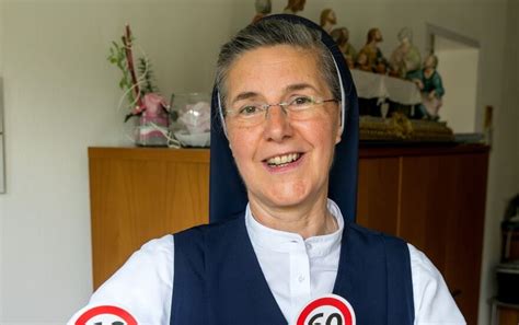 Oberin Der Schwestern Der Liebe Christi Schwester Johanna Aus Kempten Wird 60 Jahre Alt