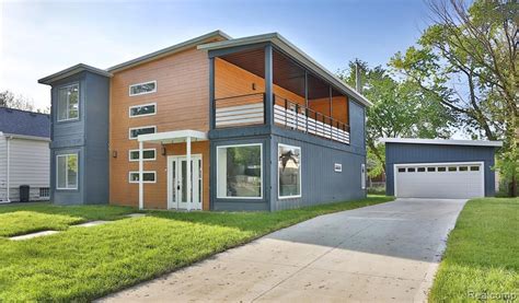 Extreme Cool House Made Of 4 Shipping Containers Usa Living In A