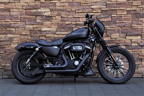 I guess it's a favourite question because undoubtedly among harleys, the sportster looks pretty cool and 883ccs of capacity sounds like a lot of motor for the money. 2009 Harley-Davidson XL 883 N Sportster Iron *VERKOCHT ...