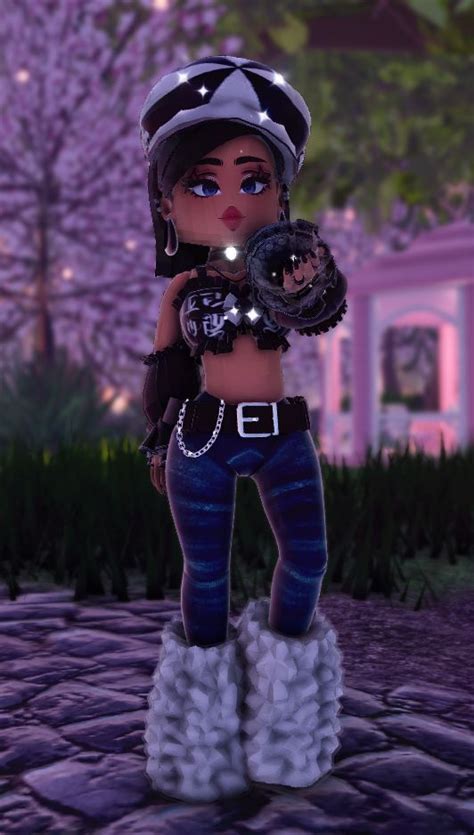 The Fit I Made For The Y2k Theme For Sunset Island