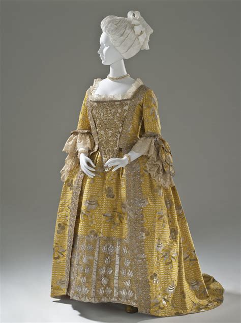 Ab 1760 Womans Dress And Petticoat Robe à La 18th Century Dress
