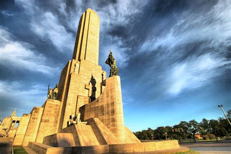 Monumento Histórico Nacional A La Bandera Argentina