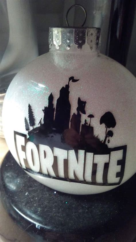 Santa season is right around the corner, which means it's time to start picking out a christmas tree. Fortnite Christmas Ornaments by JustCreationByCarmen on ...