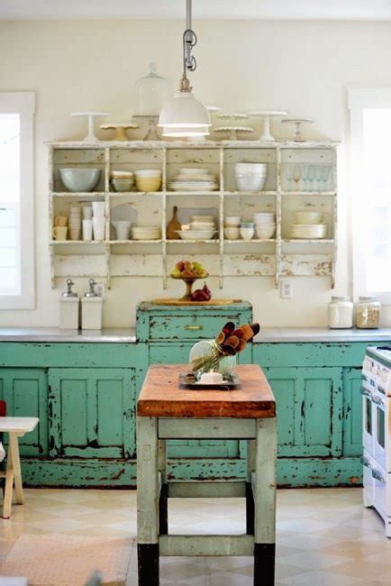 Contamos con el mejor equipo para el montaje de cocinas y baños. Detalles vintage para la cocina