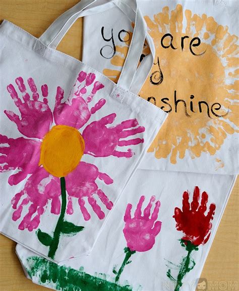 Moms deserve more than just any gift—spring for the ingenious. 10 DIY Mother's Day 2018 Gifts That Preschoolers Can Make ...