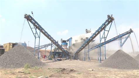 Mrb Block Crushing Machine Stone Crusher Plant 260300 Capacity 200 Tonhr Rs 1500000 Unit