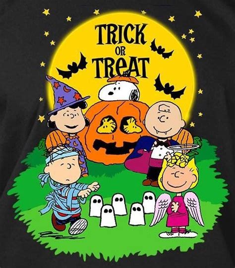 Looks Like The Peanuts Gang Is All Ready For Halloween Charlie Brown