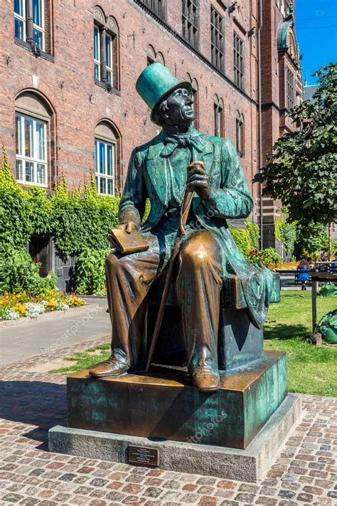 Hans Christian Andersen Statue In Kopenhagen Stockfotografie