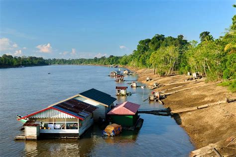 La Rivière Mahakam Kalimantan Indonésie