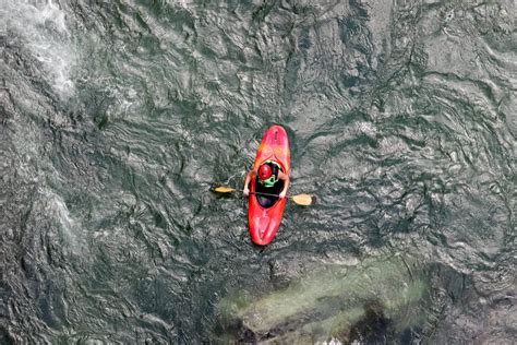 Kayaking Upstream A How To Guide And Tips For Paddling Against The Current