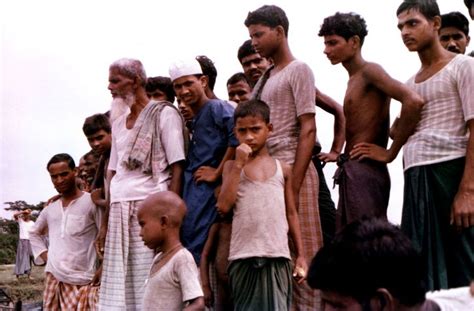 Free Picture Grouping Bangladeshi Villagers