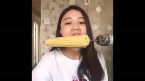Meet The Corn Girl Girl Goes Bald After Corn On Cob Invention Goes