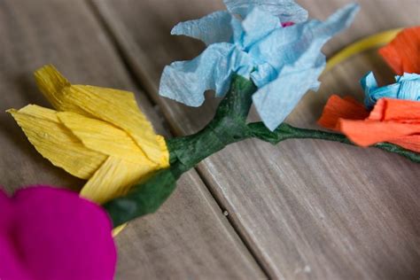 Easy Diy Craft Mexican Inspired Paper Flowers For Flowers Crowns