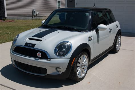 The need for an the 2010 mac mini looks more like an apple tv than a mac. 2010 MINI Cooper S Camden Edition (50 Year Anniversary ...