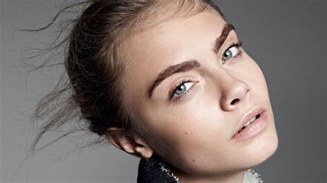 How To Grow Out Your Eyebrows According To A Pro Vogue