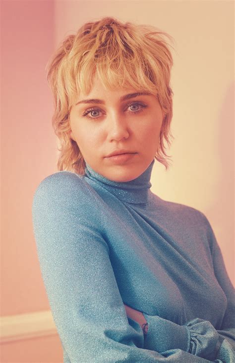 Miley Cyrus Fronts New Gucci Flora Gorgeous Gardenia Campaign SSI Life