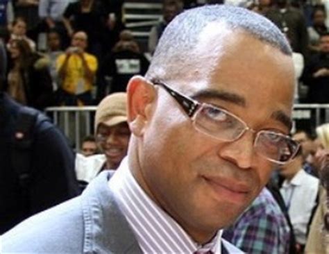 A graduate from the university of north carolina in 1987, the charismatic announcer and dedicated family man had one of his most proudest moments when he. ESPN Sports Analyst Stuart Scott Passes Away From Cancer