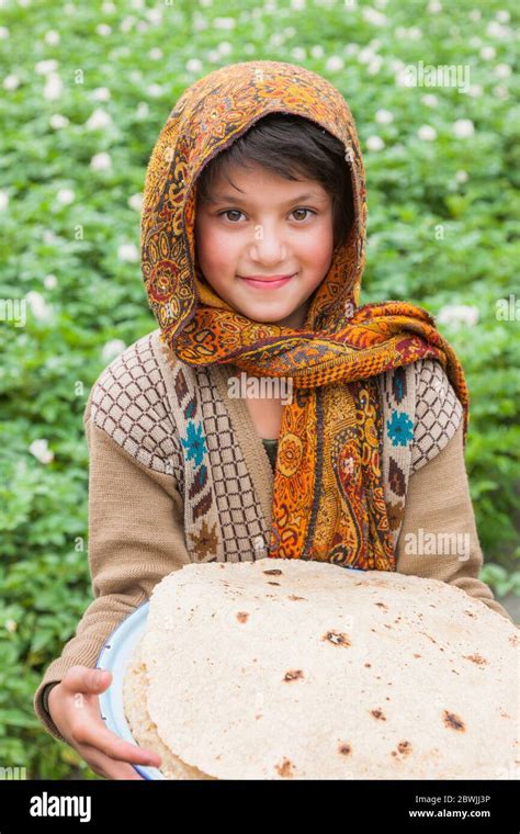 Hunza Girl Hi Res Stock Photography And Images Alamy
