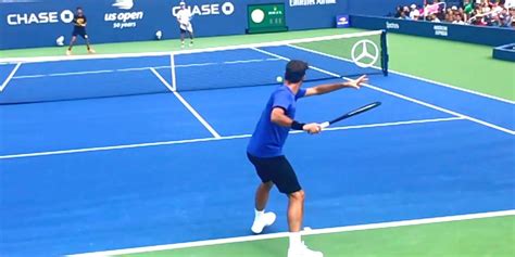 Federer utilises an eastern grip which is a conservative grip compared to most other pros but due to his shoulder rotation, racquet head speed and focus he's able to create huge amounts of top spin and pace to. Roger Federer Forehand Slow Motion Court Level View ...