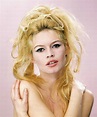 Brigitte Bardot photographed by Sam Levin, 1963. | Mooi gezicht ...