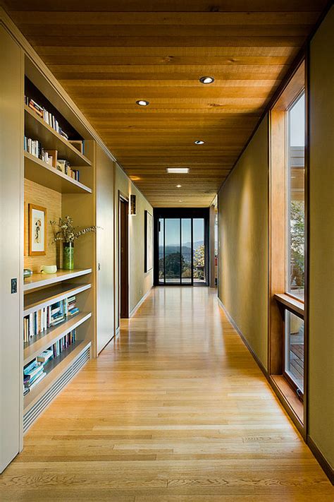 10 Easy Tips To Enlarge Your Hallway In A Simple And Economic Way
