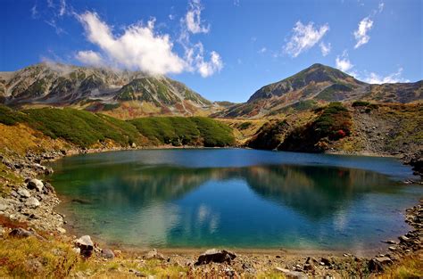 A Alpine Lake On Mount Tateyama In Autumn Toyama Prefecture Japan
