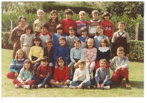 Photo De Classe Cm De Ecole Groupe Scolaire Du Dorlett Copains