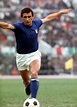 Luigi Riva of Italy in 1973. | Futbol | Football, Sports y Soccer
