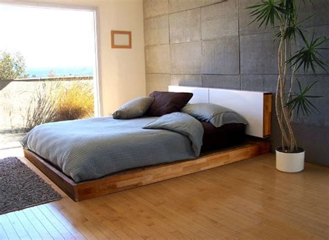 While there is some variation internationally, for the most. 5 Steps To Buying A New Queen Size Bed Frame - StepsTo