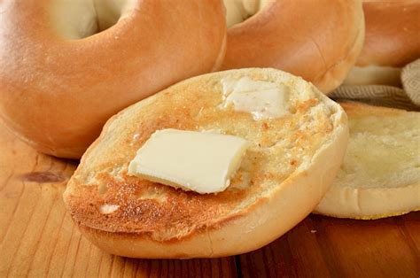 Buttered Bagel Calories In G Or Ounce Facts To Know