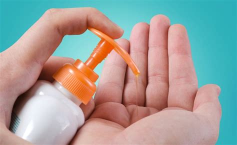 Prinsip dari 6 langkah cuci tangan antara lain : Cuci Tangan Hanya dengan Hand Sanitizer, Efektifkah ...